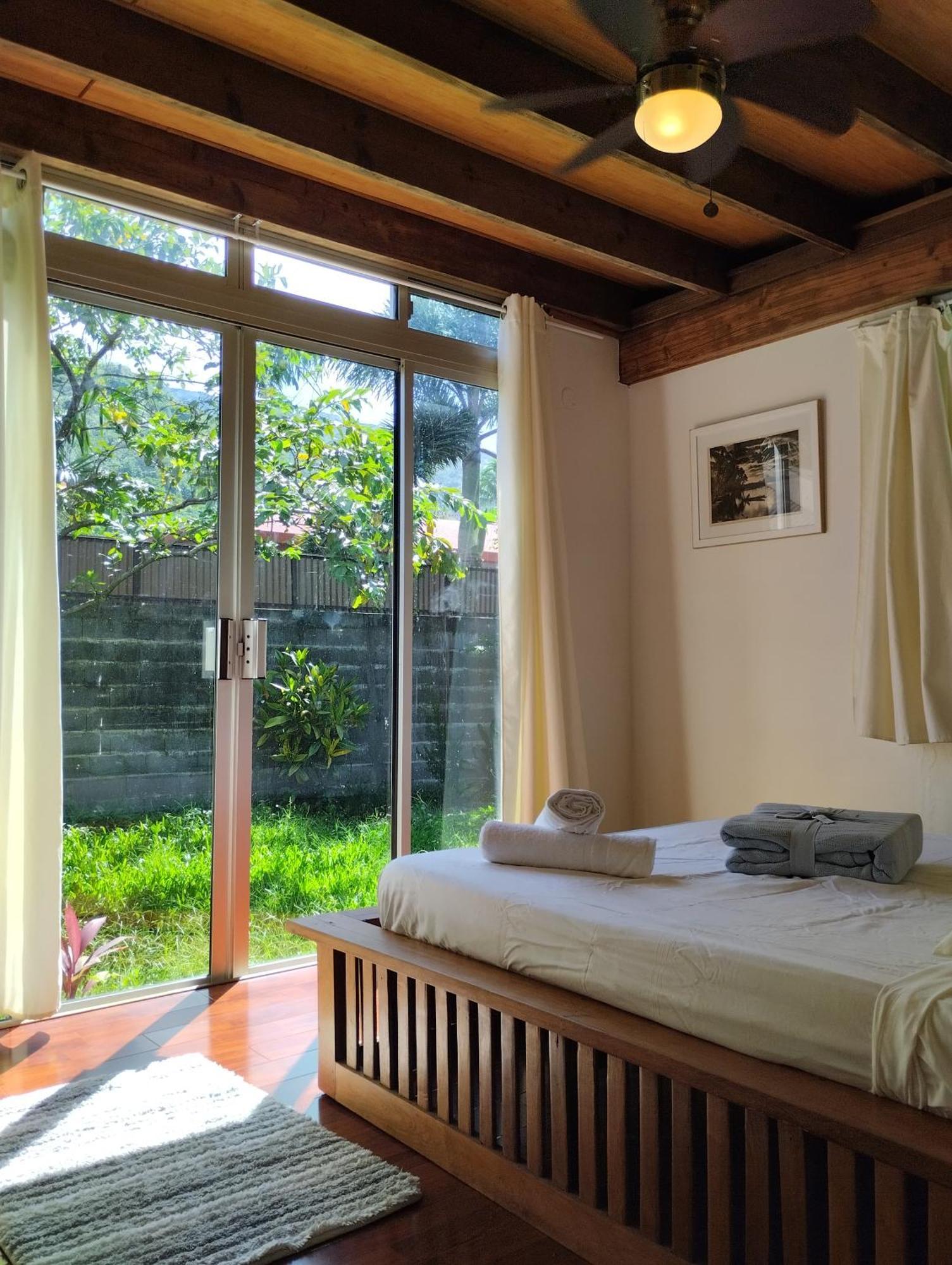 Tema'E Beach House Temae エクステリア 写真
