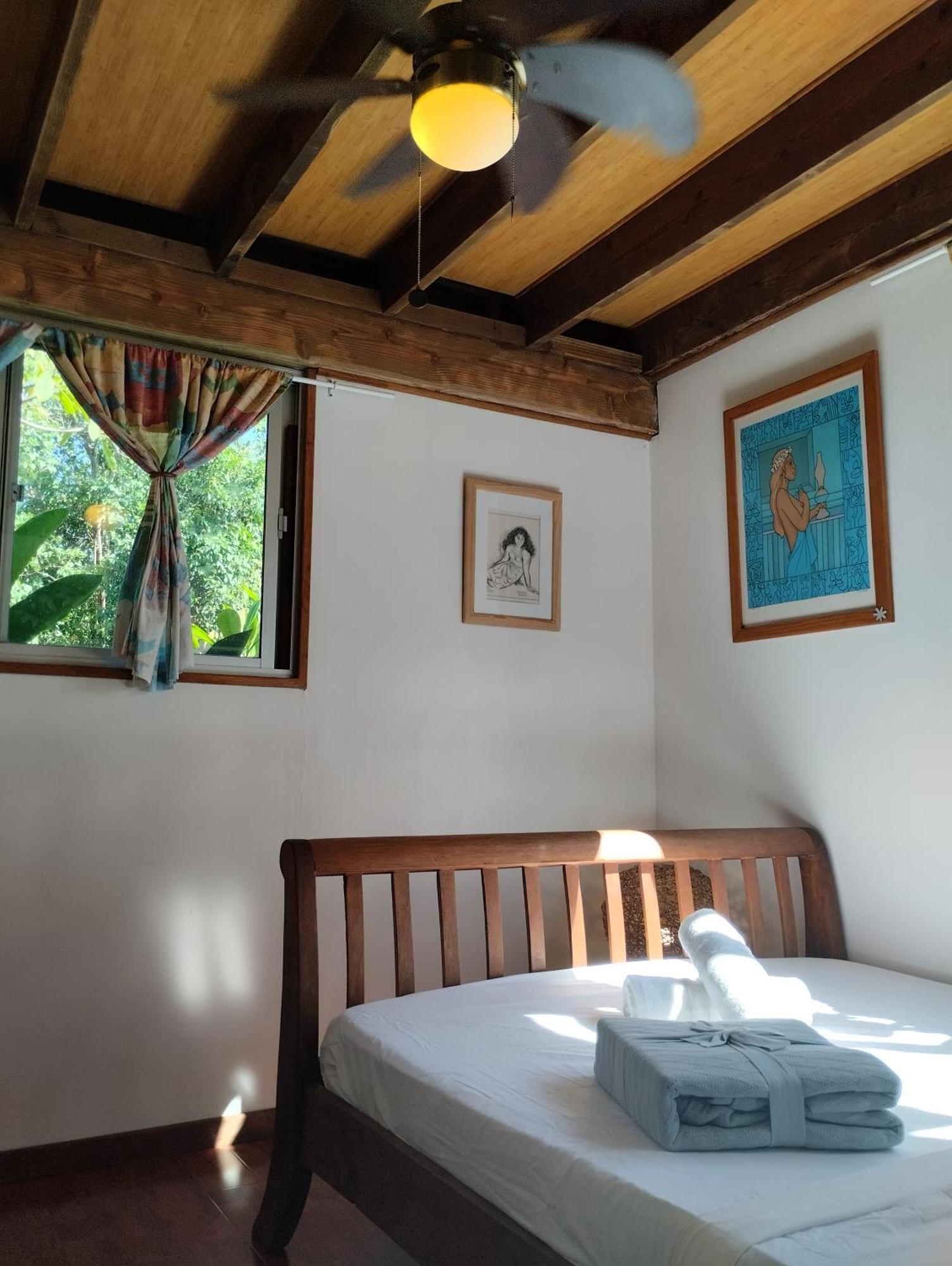 Tema'E Beach House Temae エクステリア 写真
