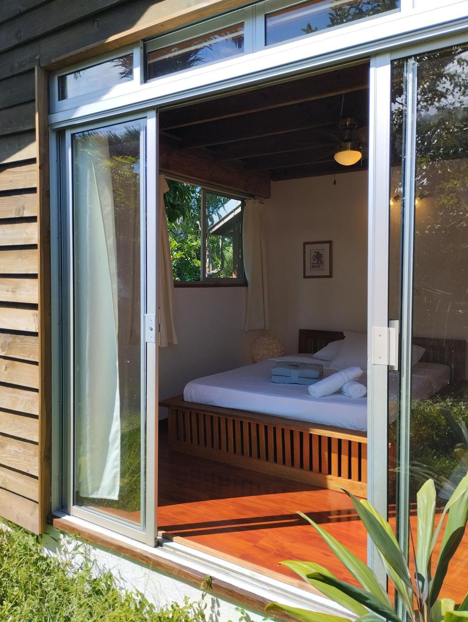 Tema'E Beach House Temae エクステリア 写真